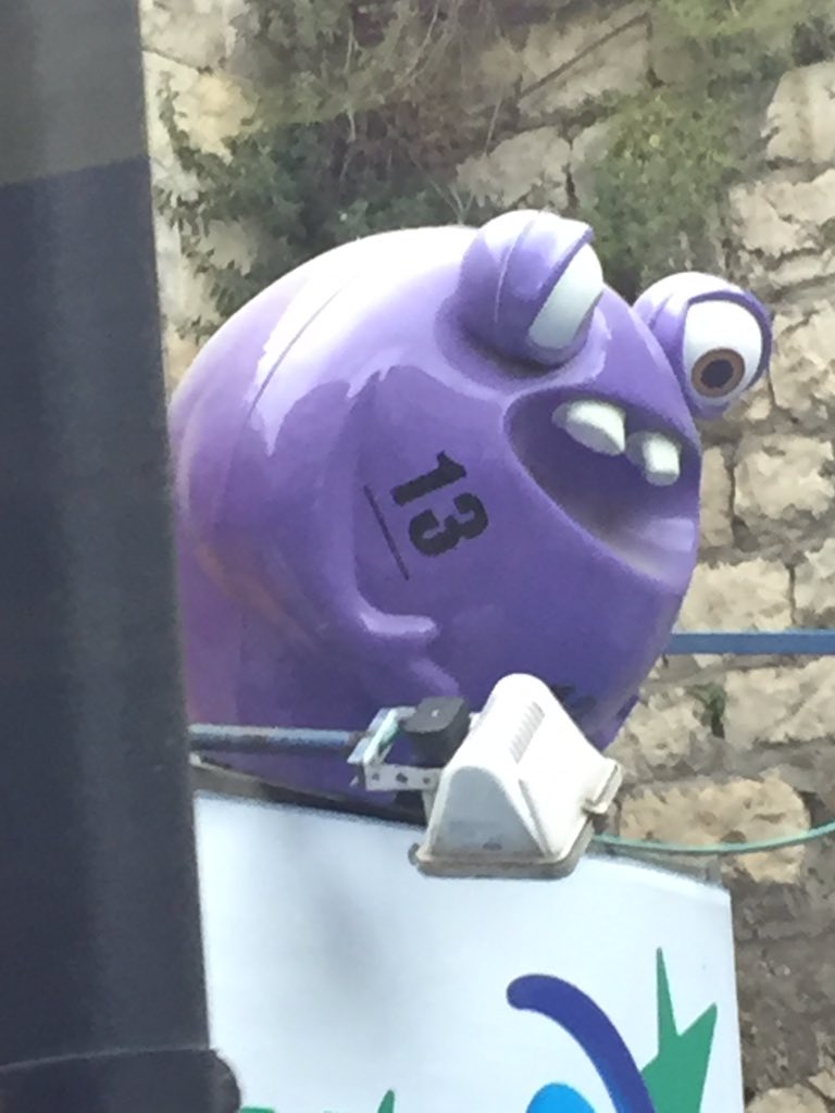 imlostinboston's tweet photo. #whatarethese #tsefat #sefad #israel https://t.co/pDAiGjZAsI