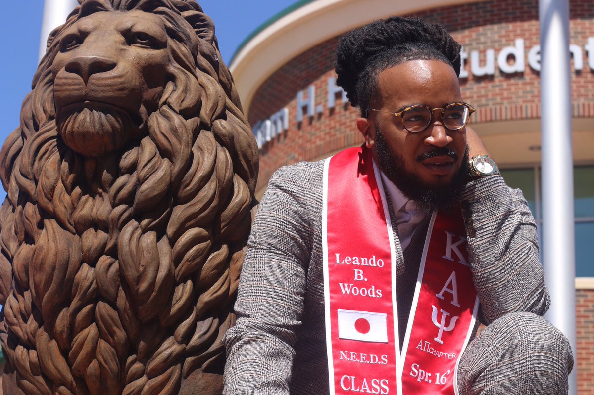 SirLeando's tweet photo. Success or greatness comes with a roller coaster ride 👏🏿
May 18, 2019 👨🏿‍🎓 https://t.co/k4LSyvaJi2