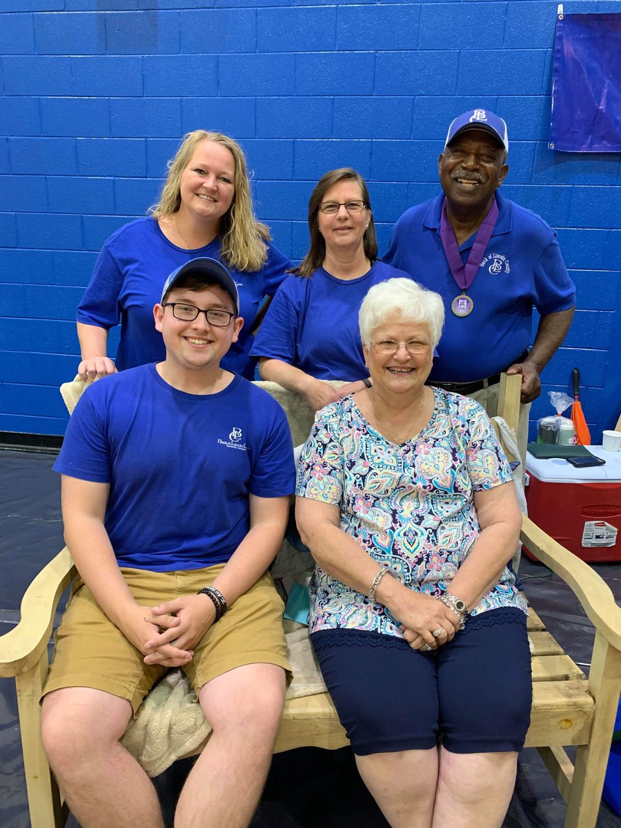 BankofLincolnCo's tweet photo. BOLC Relay for Life Team enjoyed participating in the Relay Saturday at LCHS and helping to raise over $4,000 in funds with our Ribeye Sandwich sale and coffee bar. #onelc #BOLC #WeRelay https://t.co/Z732vpFfjA