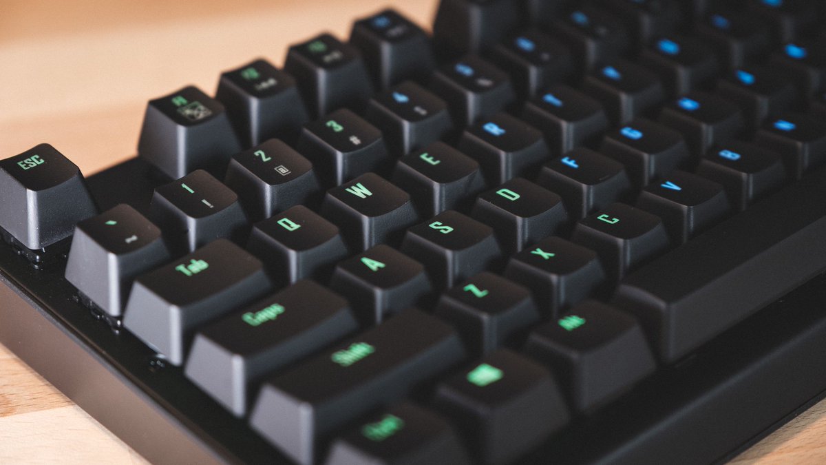 AorusOfficial's tweet photo. ππ»WASD/QWERππ»
β€οΈππ
π²π²π²
.
AORUS K9 Optical Keyboard
π ππ» https://t.co/q6B9XuAbgr
.
.
.
#aorus #gamingkeyboard #opticalkeyboard #gaming #gamingpc #pcgaming #pcgamers #gamersunite https://t.co/Y0EVWq6lTv