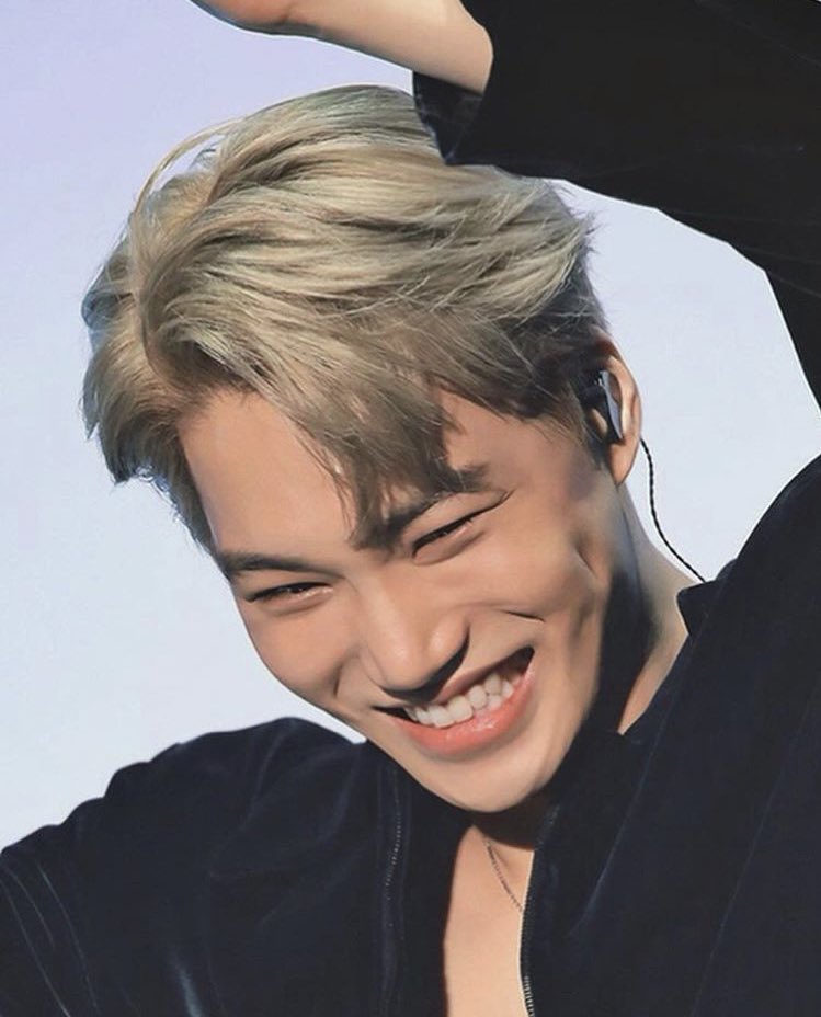 jonginpic's tweet image. HE’S BABY 💞💓💗