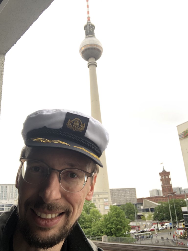 Arrived in Berlin for #Kamailioworld. Now off to the #boattrip. #sipsiphooray