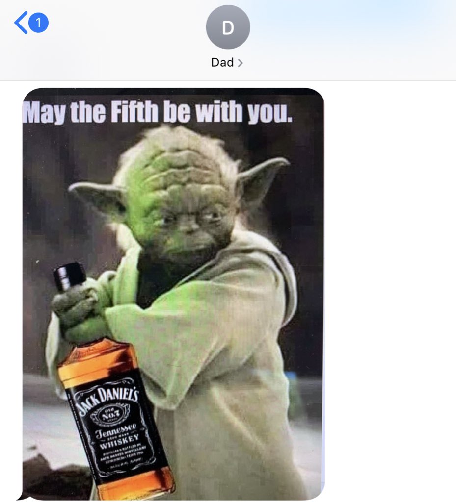 jackie_ferz's tweet photo. ily 21+ jokes from my parents💓🤠 https://t.co/JebX3fSc1O