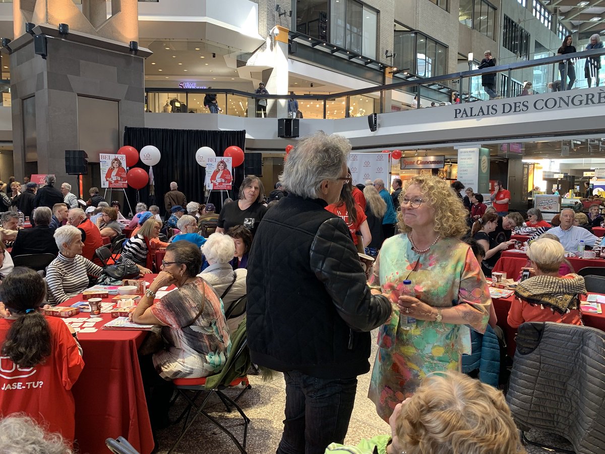 LAppui's tweet photo. Quel beau succès pour l’événement @onjasetu de samedi! Nous étions très heureux de participer à ce grand rassemblement pour contrer l'isolement des #aînés ❤️
Merci beaucoup au @BelAgeMagazine, à la ministre @Marguerite_CAQ et à @pfquebec! https://t.co/UJ3aR2bALR