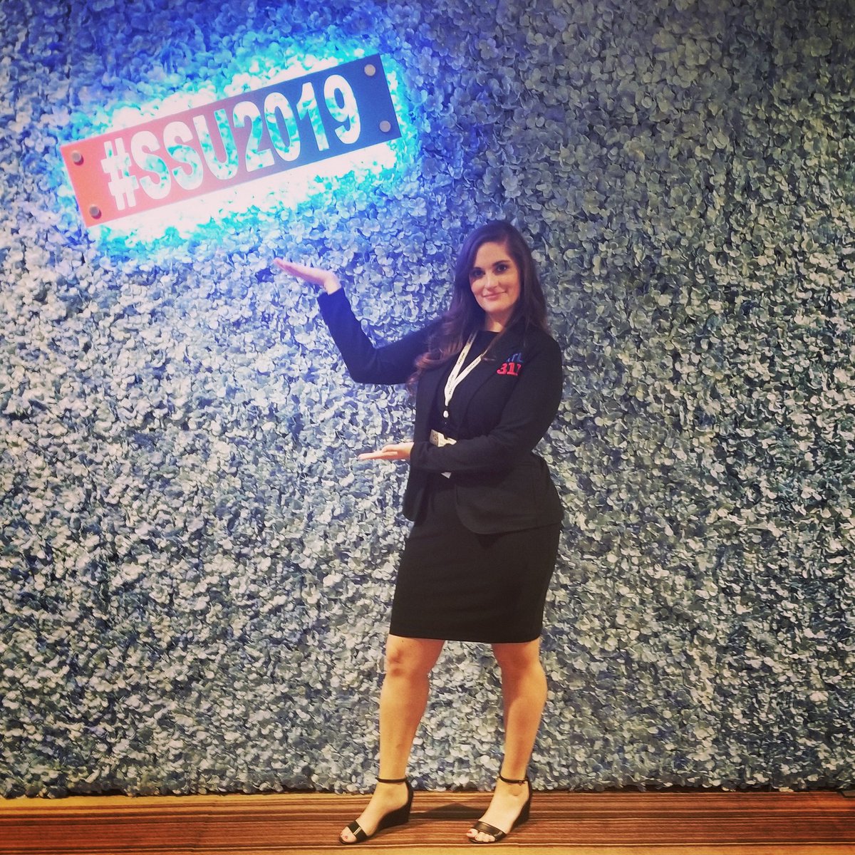 AbbeySEvans's tweet photo. Day 1 at the @social_shakeup conference! #SSU2019 https://t.co/x8TKn10ROc