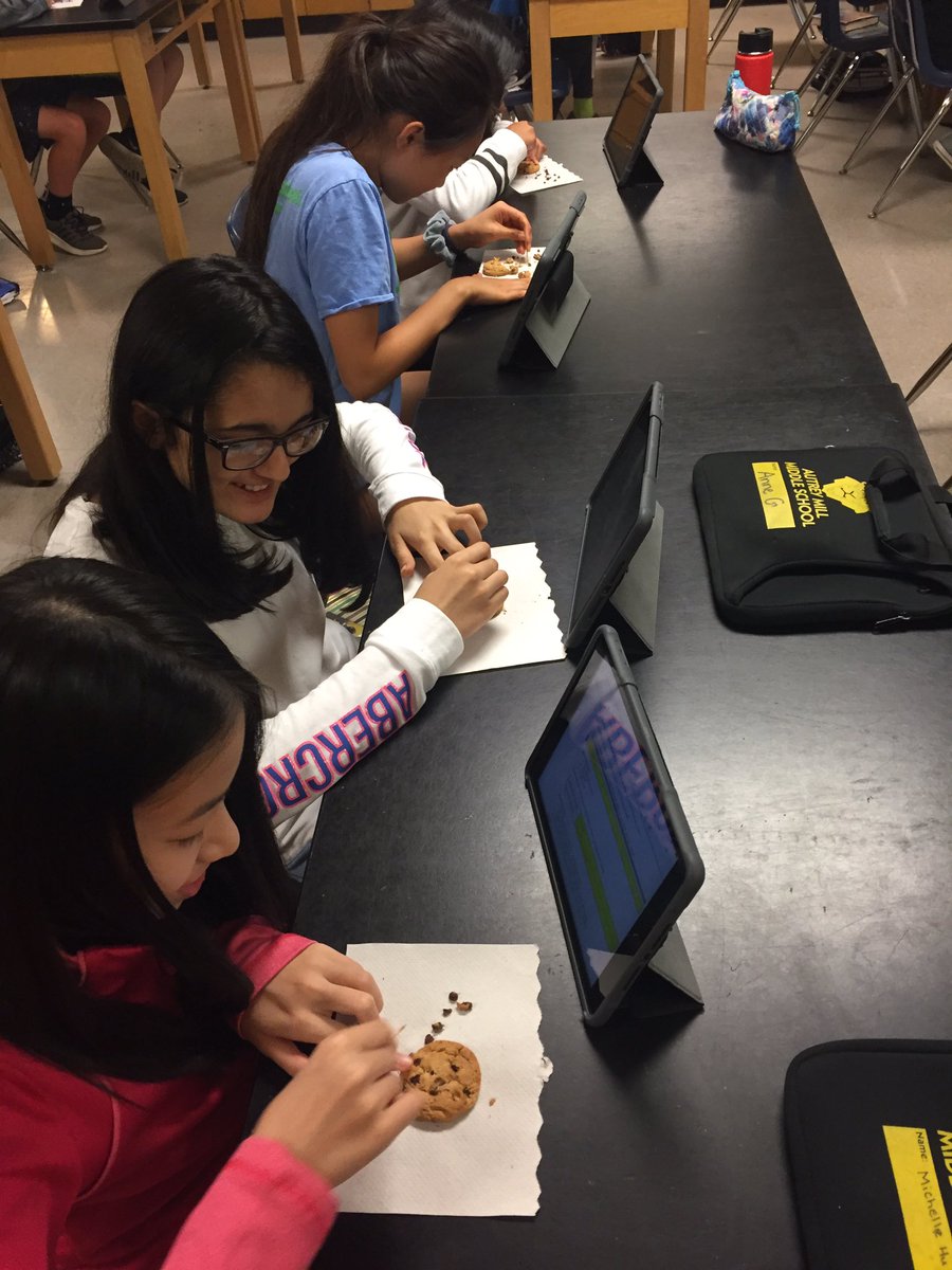 MrsBPaul's tweet photo. Simulating the impact of coal mining with cookies! What better way to celebrate the first day of Milestones testing? @AMMSLions #lionscience https://t.co/5rrN8WUMOH