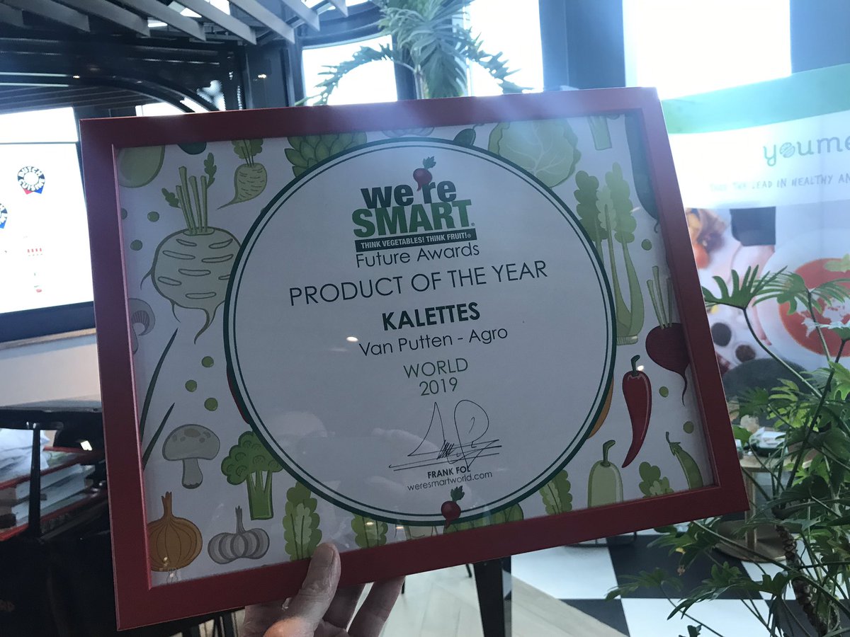 mauricewubben's tweet image. Mooie ‘Product of the year’ prijs voor @evputten77 @VOFvPutten en @Tozerseeds met de geweldig lekkere @Kalettes bij uitreiking door @VegetablesChef in Amsterdam. Van harte gefeli!!!💪🏼🎉