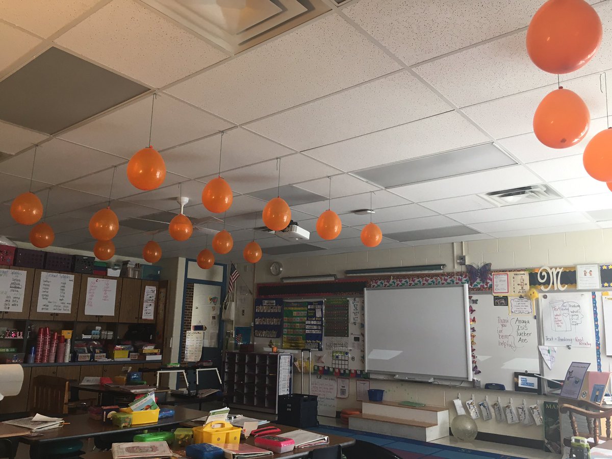 meyersmonarchs's tweet photo. Countdown until the end! #iamalmostasecondgrader @RaymoreTigers https://t.co/JGoUHZbZjP