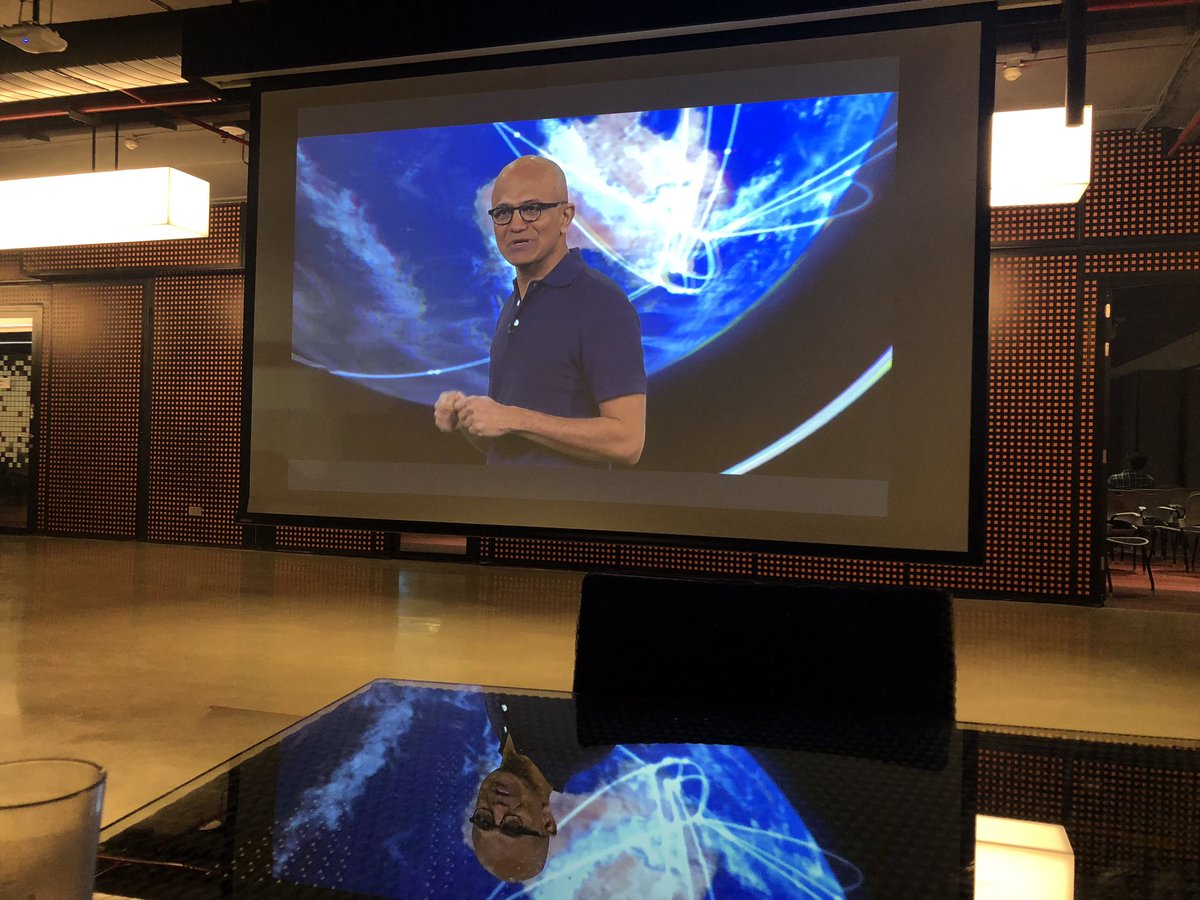 MahesKBlr's tweet photo. What an experience at office today 👍watching keynote #MSBuild2019 along with community folks. #bangalore #microsoft #office #buildparty @msdevindia https://t.co/CH80IRUqtZ