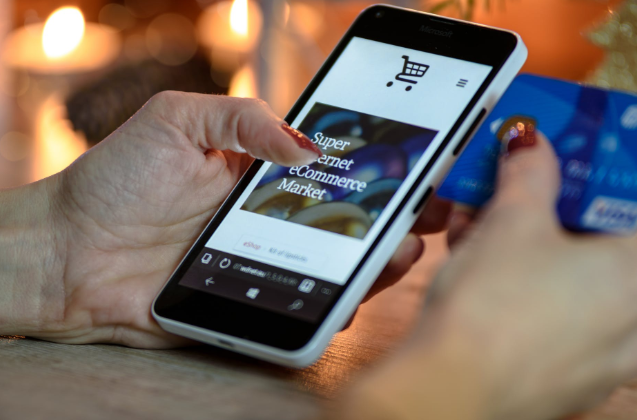 TechnoScore's tweet photo. Did you know? Over 800,000 active online stores are powered by Shopify. Hire certified experts to get your eCommerce store built on this robust platform. #shopify #Ecommerce #Internetretail Visit: https://t.co/oGkHg64z9s https://t.co/nTg9JjG9uP