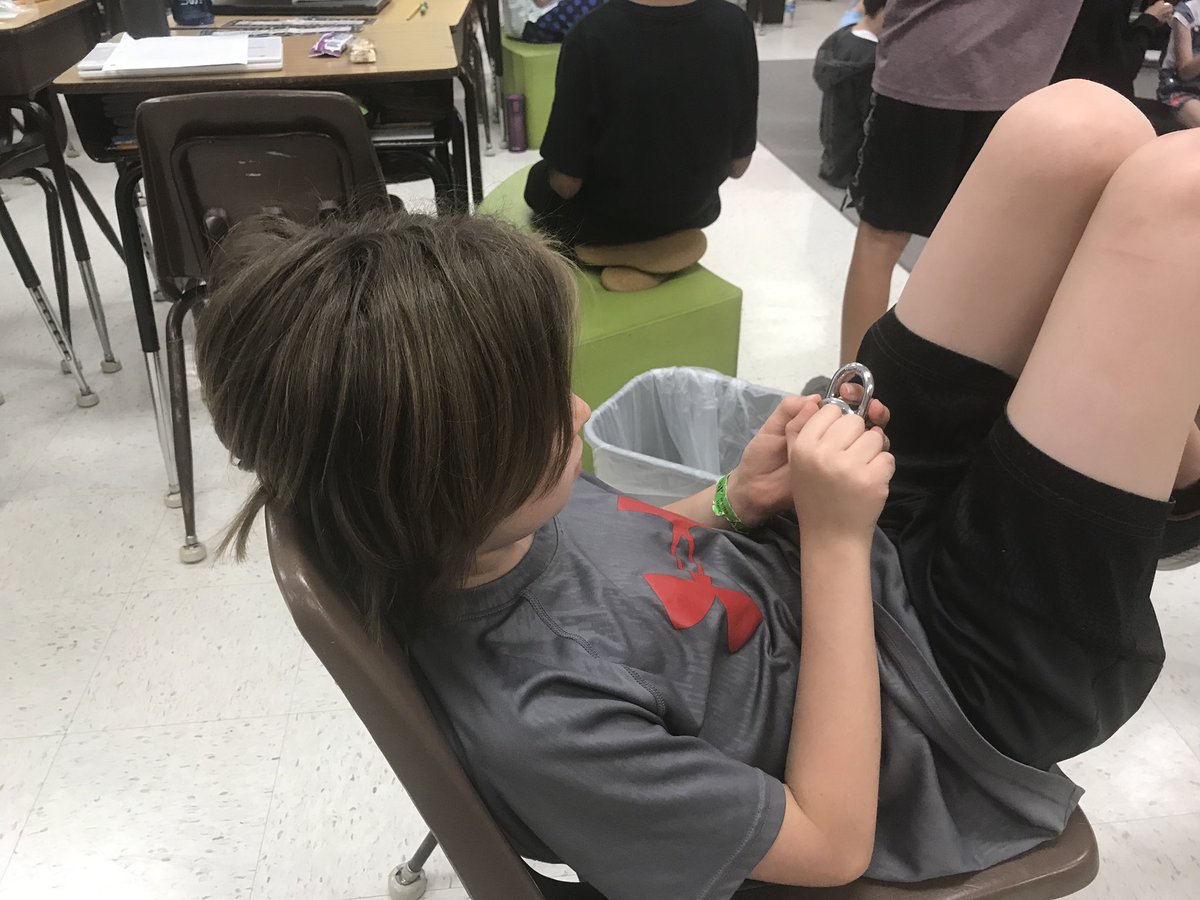 MBEScounselors's tweet photo. Fifth graders’ favorite day of counseling....opening locks! They are getting excited for middle school! https://t.co/E67oBD2r0N