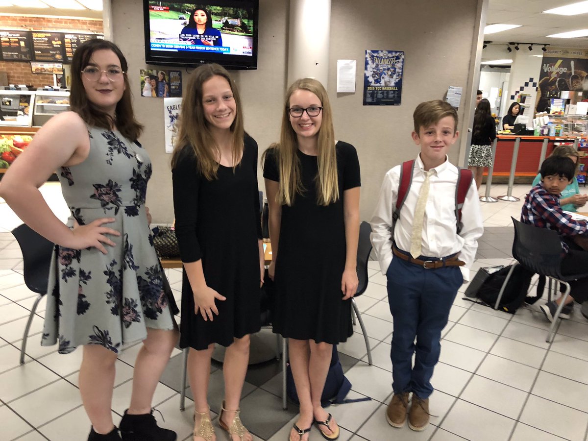 MCPS_Secondary's tweet photo. #MCPS students representing our district at Florida History Day! So proud of their professionalism! #FHD2019 #NHD2019 @MarionCountyK12 @Grantham_Greats @wkmcateer4 @HMS_Bulls @OsceolaTweets @LWHS_Canes @FHS_WildcatLife @NMMScolts @fort_mccoy https://t.co/1rfELgc8Uu