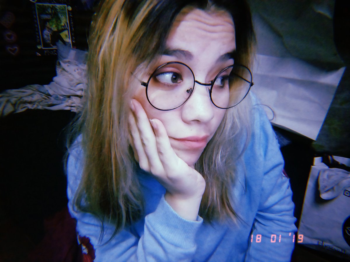 noecabj__'s tweet photo. ┊ ┊ ┊ ┊ ┊   
┊ ┊ ✫ ˚♡ ⋆｡ ❀ 
┊ ☪︎⋆ 
⊹. TE AMO. 
Pero no es para tanto, es para SIEMPRE.♡ ྀ
┊ . ˚ 
✧
#ARMYSelcaDay #ARSD

Es mi primera vez asiendo esto, perdón si no quedo bien 🙏 https://t.co/0tPZKiblQ8