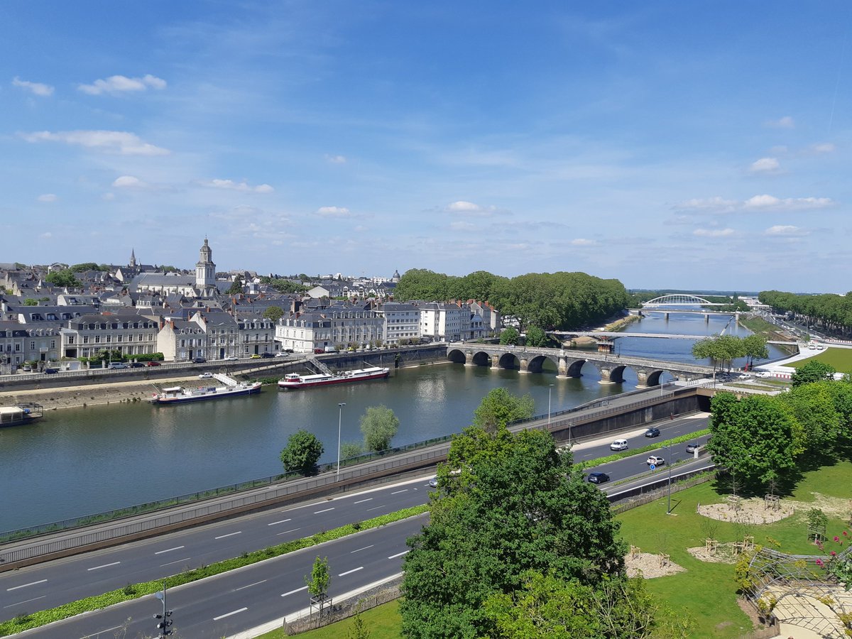BradMacDoogs's tweet photo. In downtown Angers, France for tonight's show then an off day tomorrow, aka I can drink some beers tonight! To say Angers is a beautiful city would be the understatement of the year. https://t.co/V61oEML79i