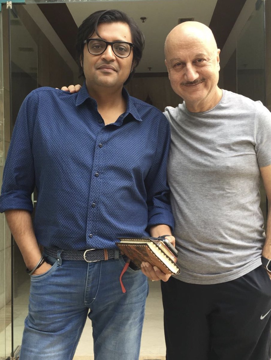 AnupamPKher's tweet image. प्रिय #ArnabGoswami !! @republic की अपार सफलता पर आपको और आपकी पूरी टीम को बहुत बहुत बधाई। आपने साबित कर दिखाया कि “सच्चाई वो दीया जिसे अगर पहाड़ की चोटी पे रख दिया जाए तो बेशक रोशनी कम करें लेकिन दिखायी बहुत दूर से भी देता है।” जो अकेले चलते है वो लीडर बनते है। बाक़ी भीड़ है।👍