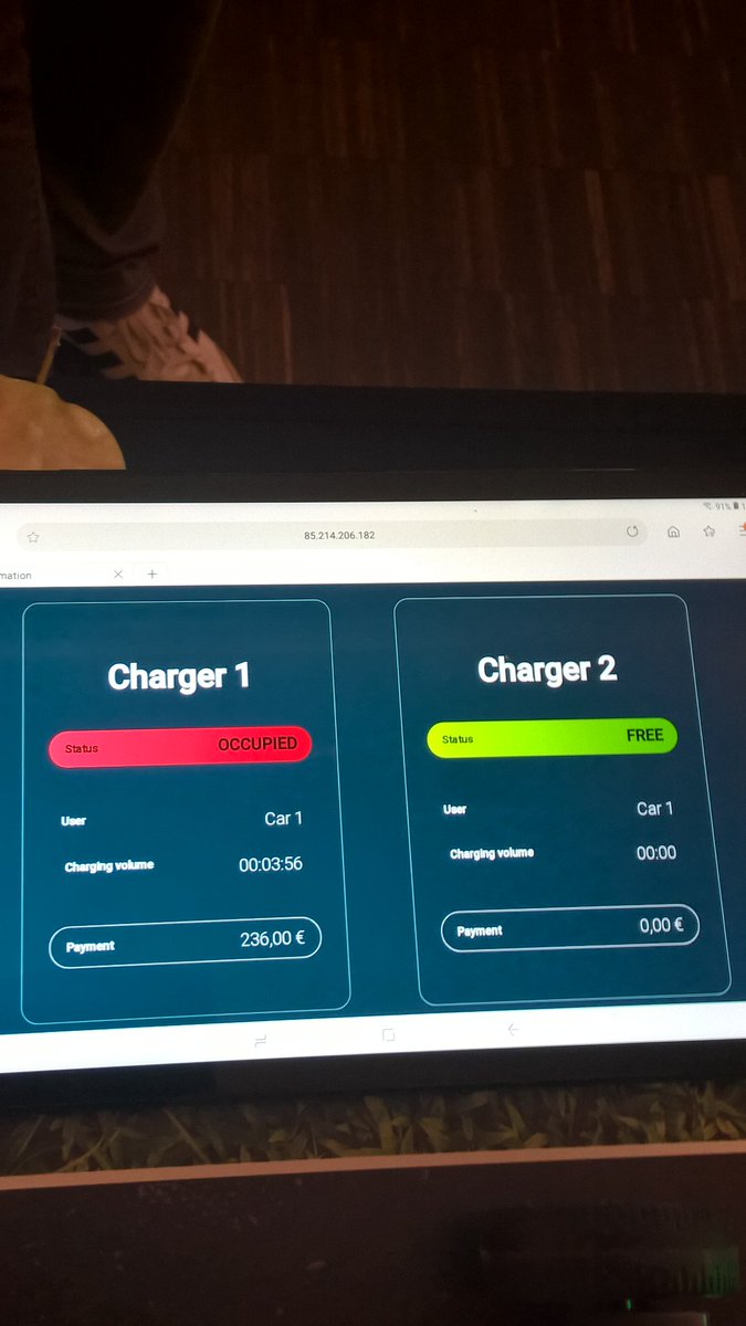 praxsozi's tweet photo. Stadt Land Fluss. #ELEKTROMOBILITAET in der Klassikstadt #Frankfurt zeigen wir #orbiterchain selfcharging und #selfpaying Loesung ... https://t.co/wmmbSc69Mu