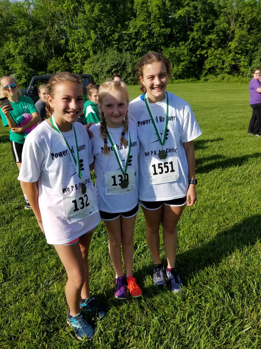 fergghs's tweet photo. Powerful Runners did great on a super hard course. GMS Cross Country May the Course be with you 5k! @courtneyb613 @Lenkergms @AmandaMoormana @jeremy_simerly @coachBFerg27 @bpathlete @jacksonchris201 https://t.co/7Tw50mlLgG