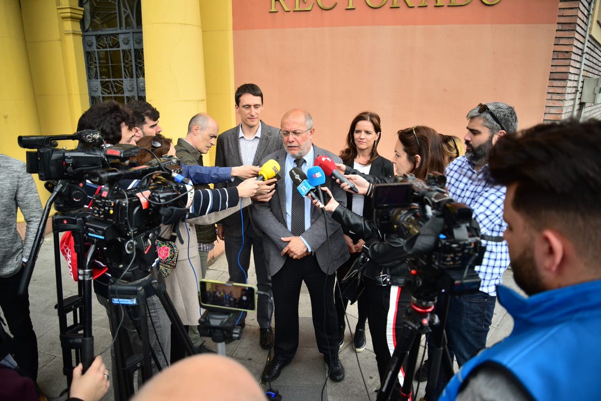 📡<a href="/FranciscoIgea/">Francisco Igea Arisqueta</a> "Cs va a apostar por un incremento sustancial de los fondos destinados a la Universidad condicionado a una valoración de objetivos como la empleabilidad, la investigación, el ranking en los puestos internacionales o la transferencia tecnológica" #VamosCiudadanos