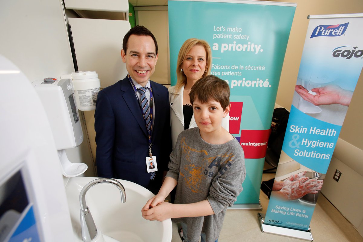 HE_ES_Canada's tweet photo. Talk to your family and loved ones about how to wash their hands effectively. @AlexMunter_ @CHEOhospital with @CPHO_Canada , @MaryanneCPSI , Angie Hampson and her son Charlie supporting โ#STOPCleanYourHandsDay!โ#CleanCareConversations https://t.co/jgi150d6V5
