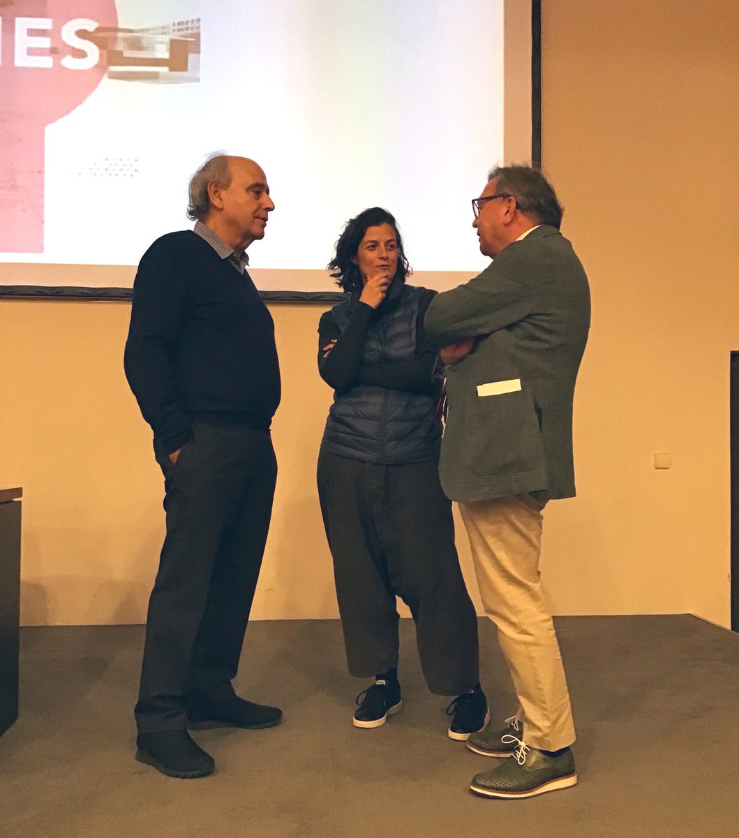 ArchitectureUIC's tweet image. About to start #Foros2019 #Identities closing session.

@mateoarq deliver the lecture “Identity, globalization and contemporary architecture. A personal view”

With the collaboration of @ConstrumatBCN