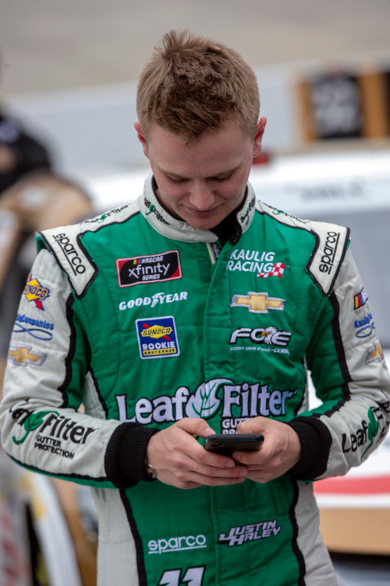 KauligRacing's tweet image. Watching the #GanderRV400 on our #XfinityStream app, probably.. 🤷‍♀️🤷‍♂️

#NASCAR