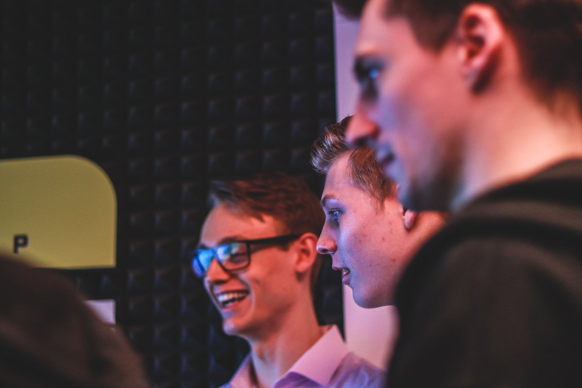 Axville's tweet photo. #ROGTakeover X #NUELLive19 https://t.co/UFmBloIygx