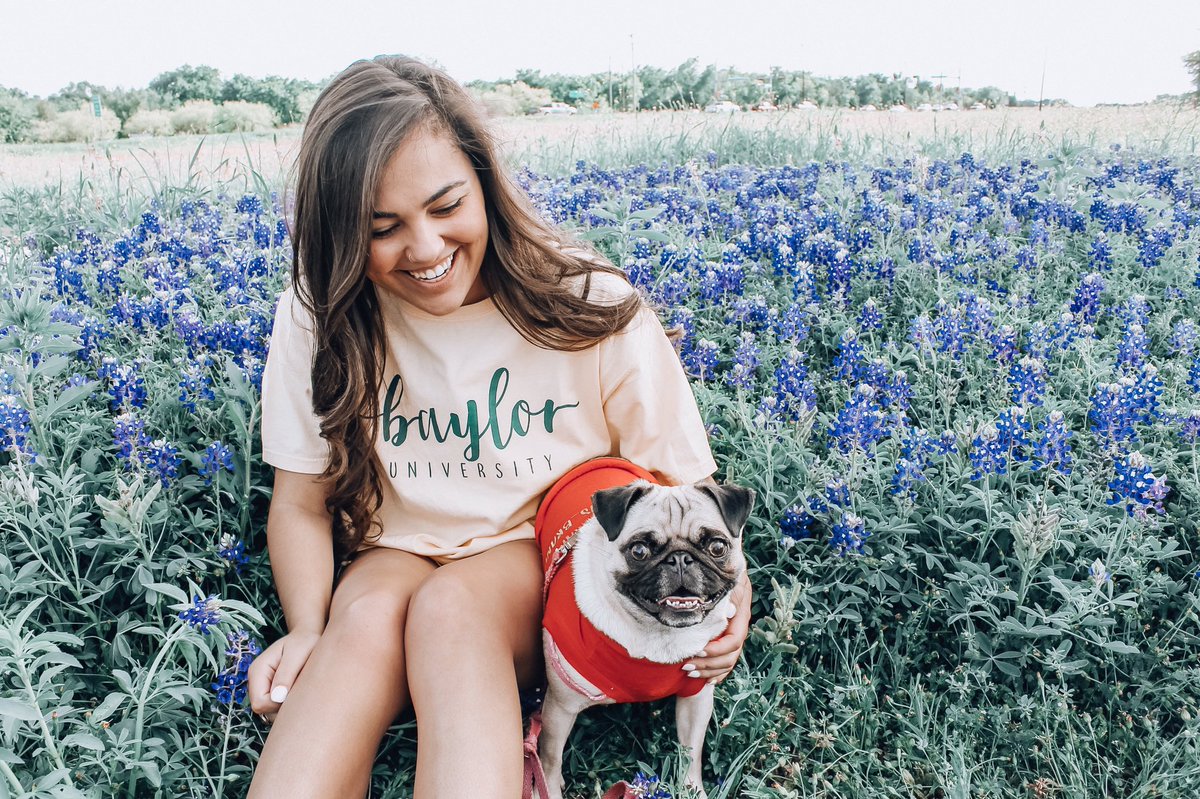 Finals week is here *nervous laughter* You’ve got this bears!!! 🤓☕️