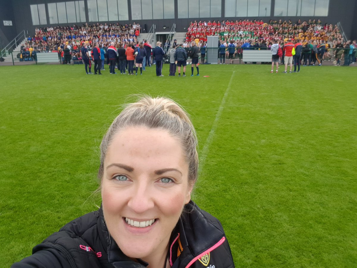 RefereeLGFA's tweet photo. #Gaelic4Teens #wherearethefemalereferees #ladiesfootball #learntolead #fittoreferee #donotbeafraidtoreferee @CunnyKelley  Brilliant Day! https://t.co/RKFJcCom4p
