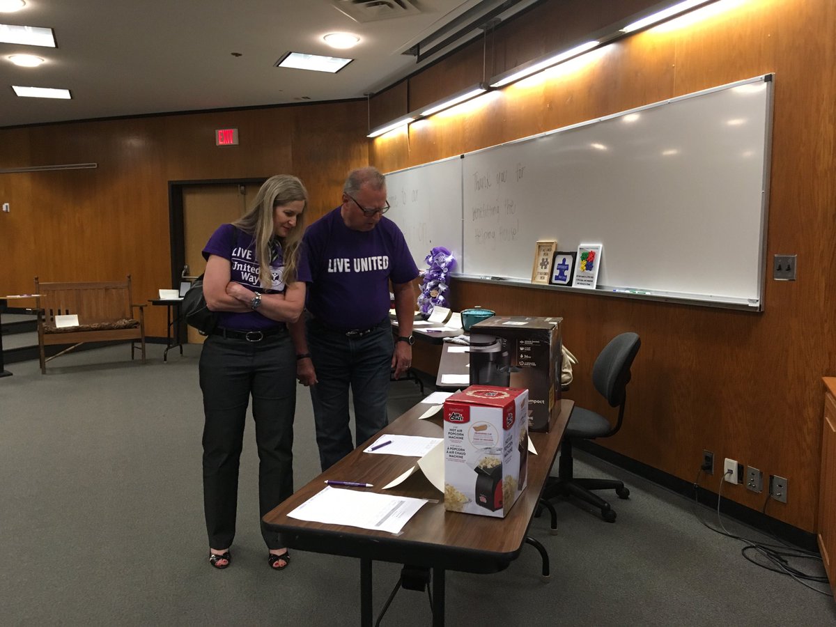 DrWrightBCM's tweet photo. Thanks to United Way Nac for visiting #PurplePaperClip our silent auction #SFA https://t.co/hDR9G49Twm