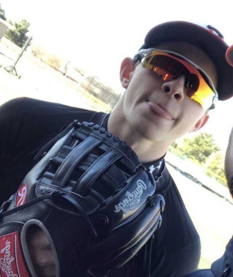 BigNutsAcademy's tweet photo. 🚨Blake Burris🚨
-Outfield Prodigy
- Does a lot of BAMs
- Enjoys big doinks 
- Plays golf tournaments while being baked https://t.co/5bH4UoiSqY