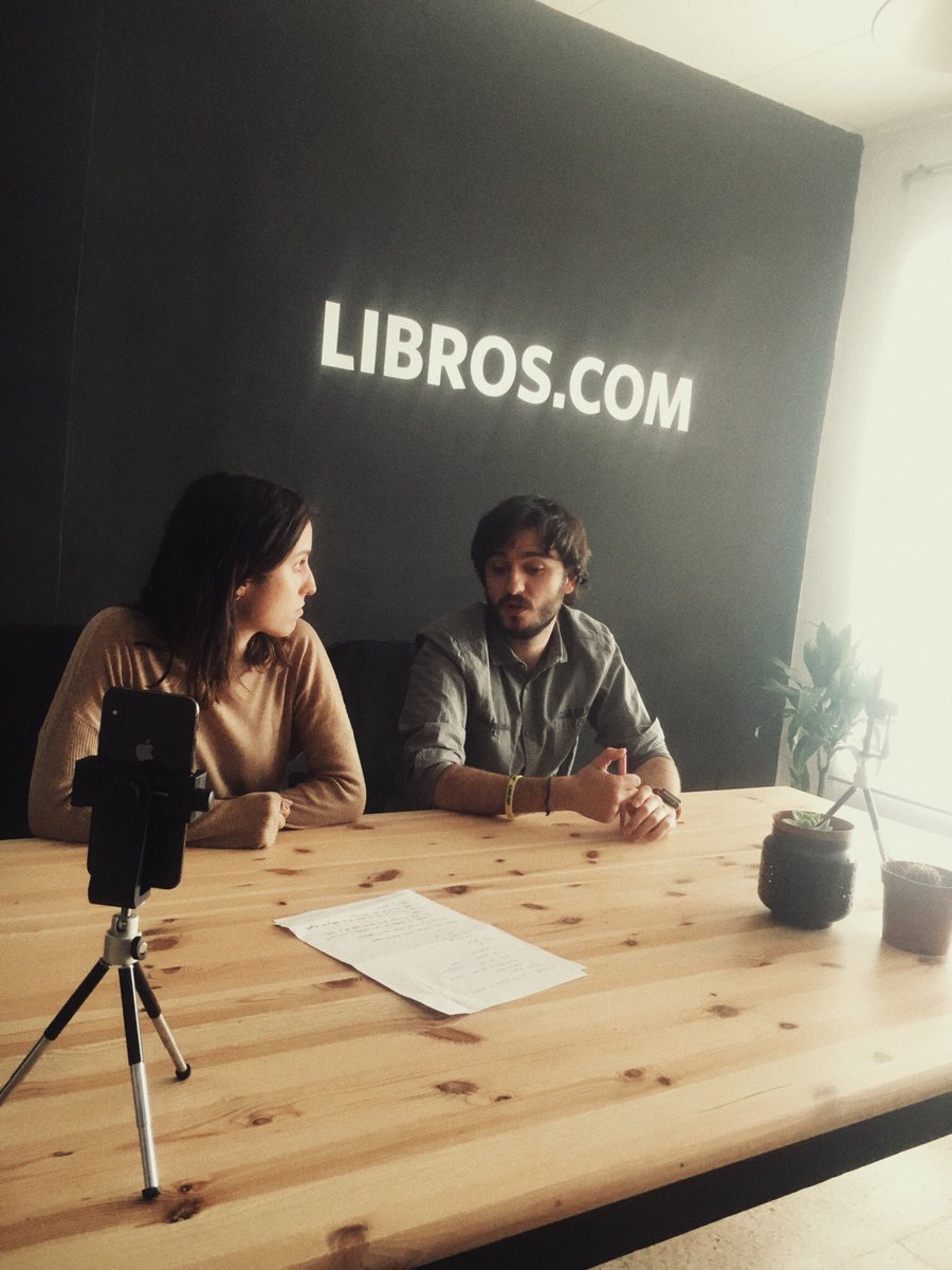 HuevoCosmicoEd's tweet photo. Hoy hemos grabado un directo en instagram hablando sobre el proyecto «La huella del maquis en Sierra Morena oriental» de @cseguravargas , sobre divulgación histórica, sobre la labor de investigación y la figura del maquis junto a @libroscom ❤️ https://t.co/MvmjrUmQ8N