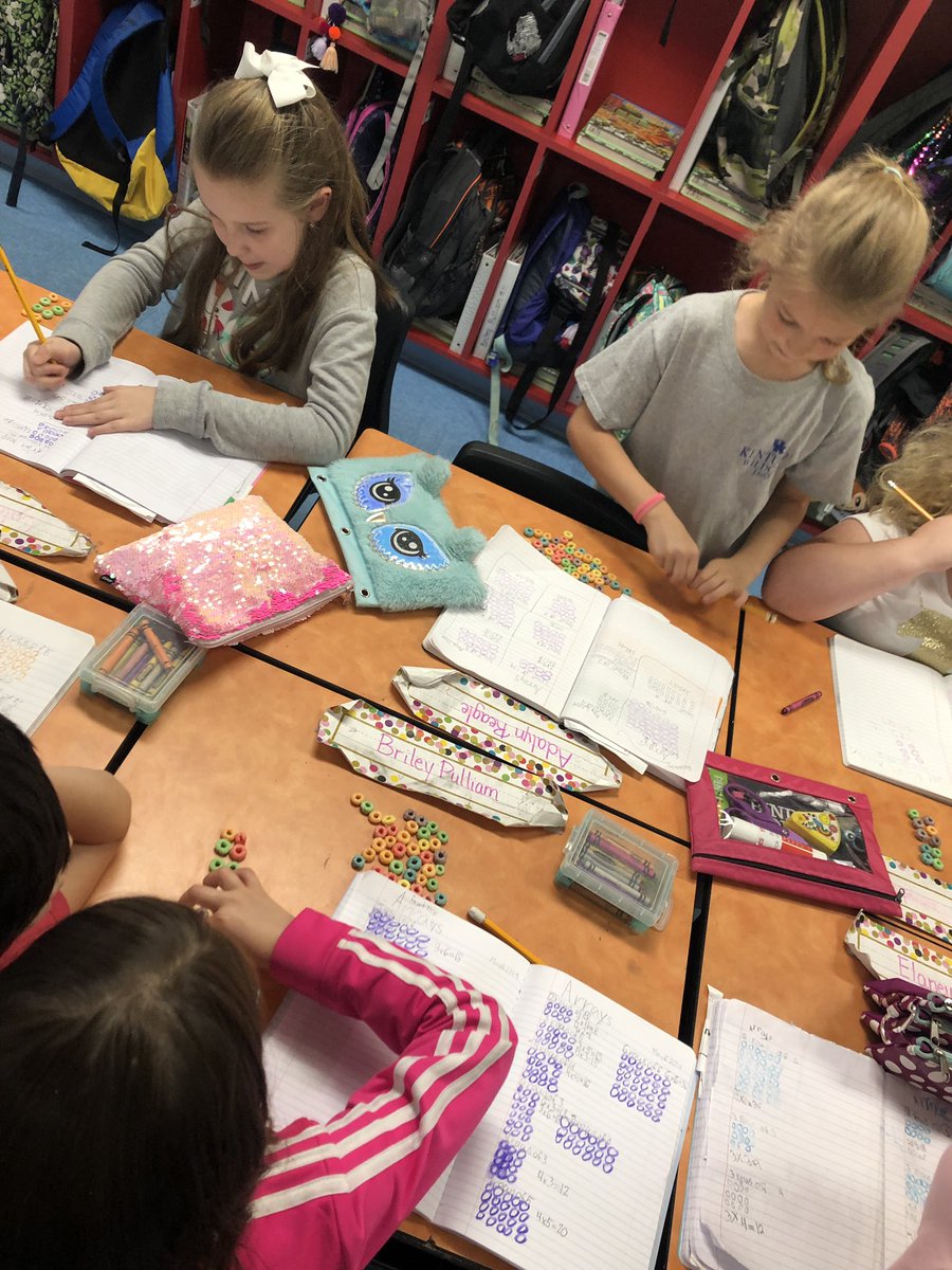 mrs_king811's tweet photo. #FruitLoops are perfect for arrays! (and for snacking!) 🤗 #PlanoMagic #MooreFunInSecond https://t.co/ZzIVSwpOsi