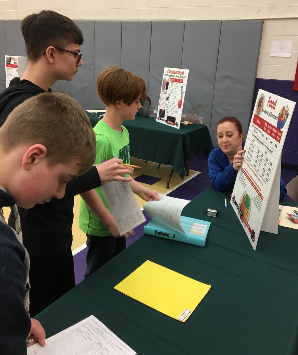 TriwayJH's tweet photo. It’s Career Week at TJHS. 7th graders participated in Real Money, Real World today. OSU Extension Office, local businesses and community volunteers helped students learn to live within a budget. #theTriwayDifference #TakingStepsToLeadership https://t.co/PUTmlWvPKl