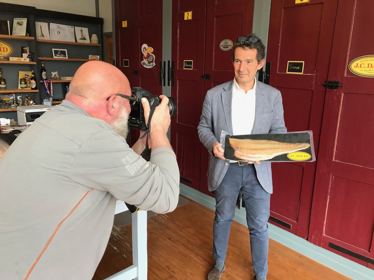 MerlinOlivier's tweet photo. Un produit délicieux made in Boulogne-sur-Mer, créé par la société JC David.
#tradition #capecure #seafood #jcdavid @aggloboulonnais https://t.co/0Ms3dfkmyN https://t.co/d140RNSN8n