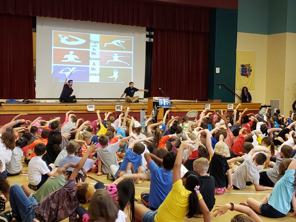 dteague83's tweet photo. What an amazing way to bring interdisciplinary education to our 1st and 2nd graders!! Thank you to all who collaborated for this "Dot Day!" #SWSDproud https://t.co/FyTE6vECSO