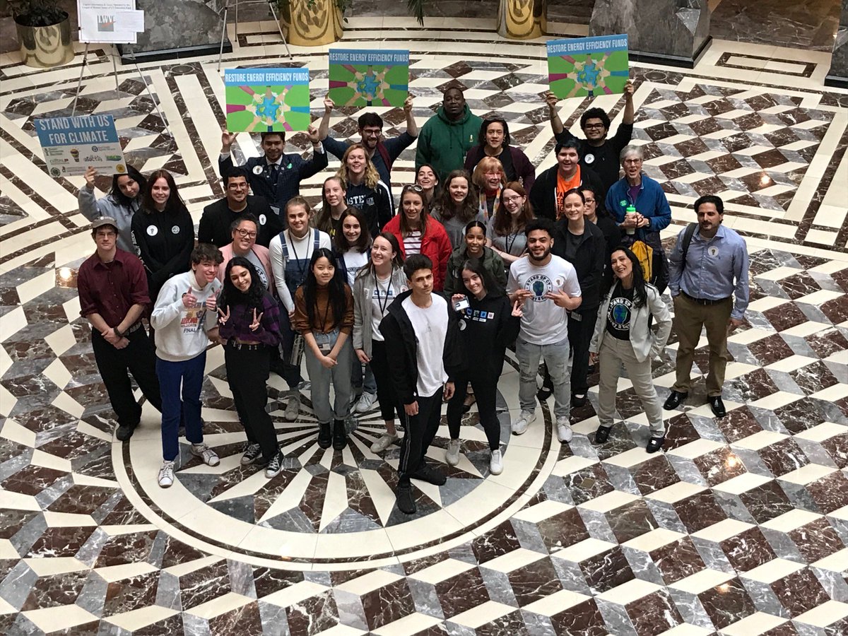 efficiencyforal's tweet image. A petition of over 2,000 signatures delivered by @usclimatestrike, contractors, &amp;amp; activists at the Energy &amp;amp; Equity Press conference to legislators &amp;amp; lawmakers about the impact of the raids, the value of these funds, &amp;amp; stopping the impending diversion in June &amp;amp; in the future.