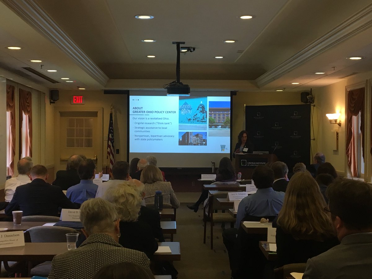 landpolicy's tweet photo. Alison Goebel of @GreaterOhio examines new strategies for post-industrial success for America’s Smaller. « Some cities are tired of managing decline, but they just don’t know how to plan for new development. » #LegacyCities #EconPerspectives https://t.co/CEYgiVXxUk