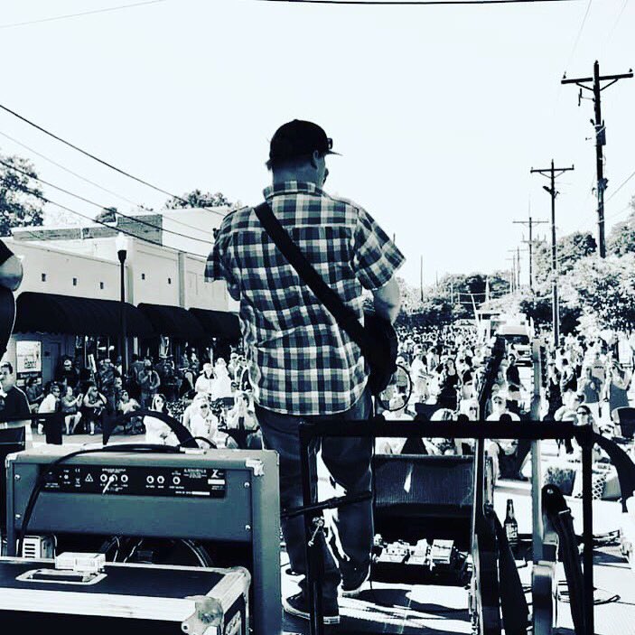 whiskeyrunga's tweet photo. Nothing like the rush of playing music!!!!
.
.
.
#whiskeyrun #daveandsabo #livemusic #originalmusic #newsongs #drz #dylantalkstone #tone #goodtimes #cayce #caycesc #countrymusic #altcountry #thedigitalhalo #instagood #country #sabo https://t.co/oUmNc8lrG4