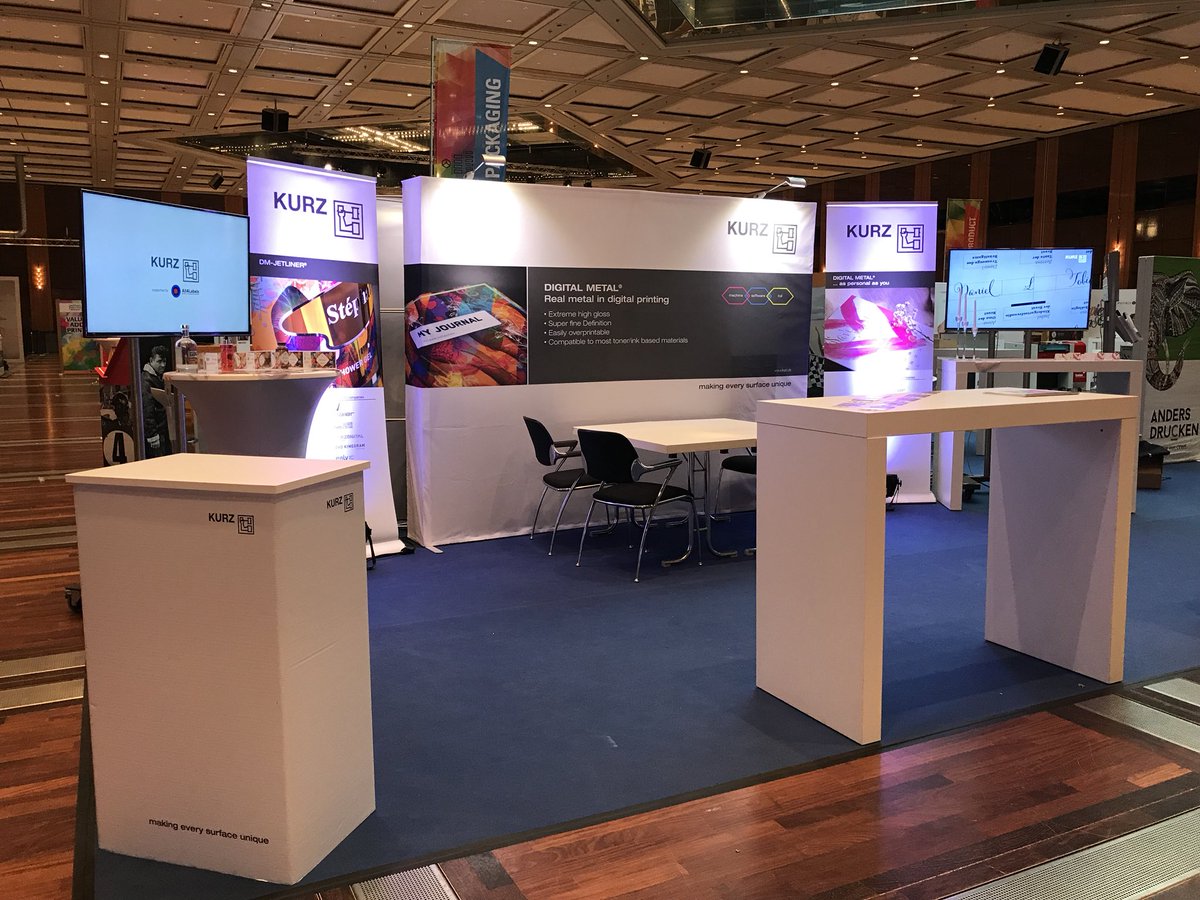 LEONHARD_KURZ's tweet image. Hello from beautiful Düsseldorf!
We are ready. Tomorrow the PRINT &amp;amp; DIGITAL CONVENTION finally starts. The KURZ team is already very excited. 
We are looking forward to meeting you at booth A04!

#printdigitalconvention #printdigitalcon #print #printdesign #creative #digitalmetal