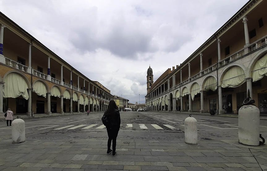 5 cose da non perdere a #Faenza #Maggiofaentino #MaggioFaentino2019 #borgoindie #AitbMF #Mic #ad viaggiesorrisi.com/cosa-fare-e-ve…