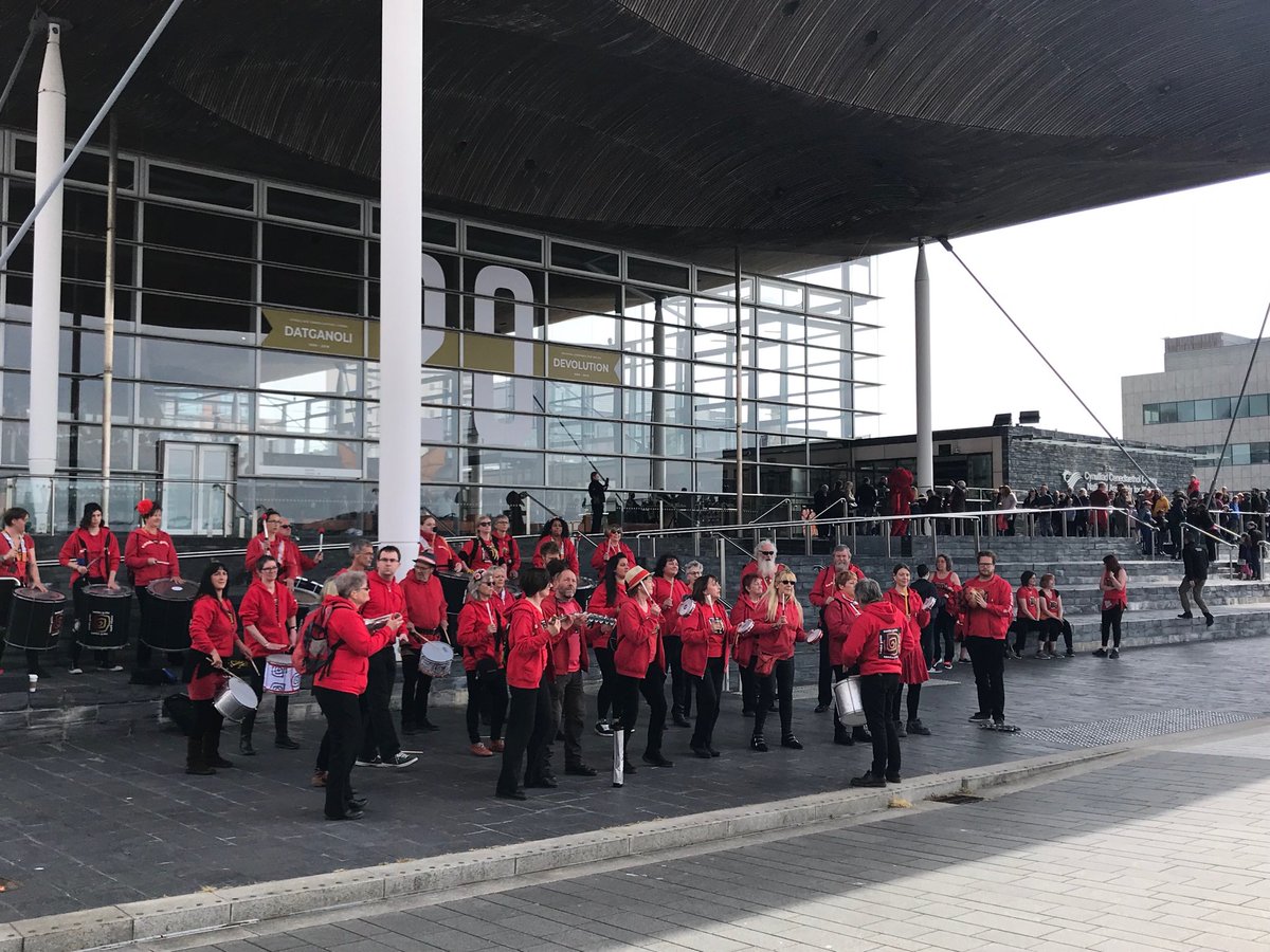alededwardscym's tweet image. Twenty years on I went down to the #Senedd today for the #Devolution20 events and to remember the 1997 Yes for Wales campaigners who are no longer with us. I think they would have been thrilled to see the crowds today.