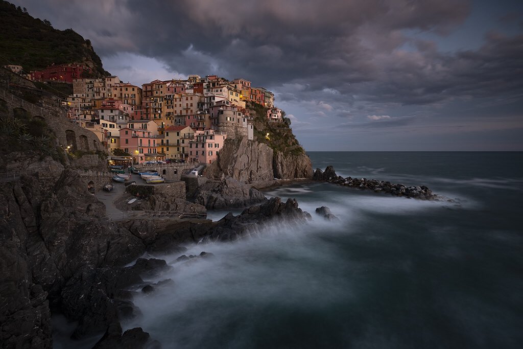 It was wonderful to be back in the Cinque Terre last week. We experienced some lovely light in Manarola and a great time throughout the tour. 

#manarola #cinqueterre #fujifilm_uk #leefilters #fujiholics #igersbirminghamontour @MeetupWASP #wexphoto #brummie_gems #igbc_explore
