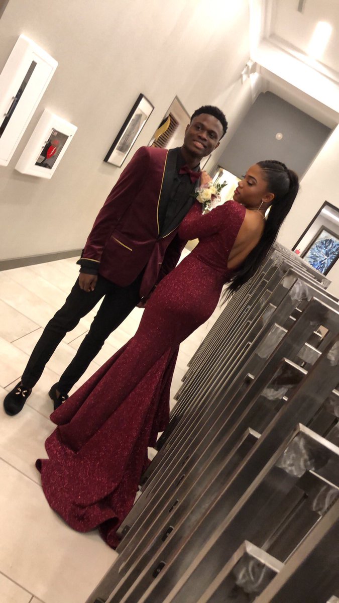 kya_payaya's tweet photo. #asWShould #noplayStation I MUST say prom was a success ❤️🤩 https://t.co/X1CLIpvSxc