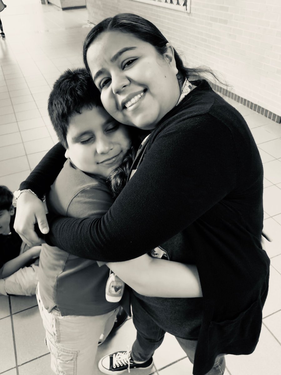 MsMastroianni's tweet photo. He loves his β¦@dulce_villegas3β© πππππππππ #postivecommunity it makes me so overwhelmed with joy to see my students find comfort in different individuals, & having individuals that genuinely care about them. Thatβs true #acceptance #love #aliefmission #proudteacher https://t.co/UK4veEtg8u