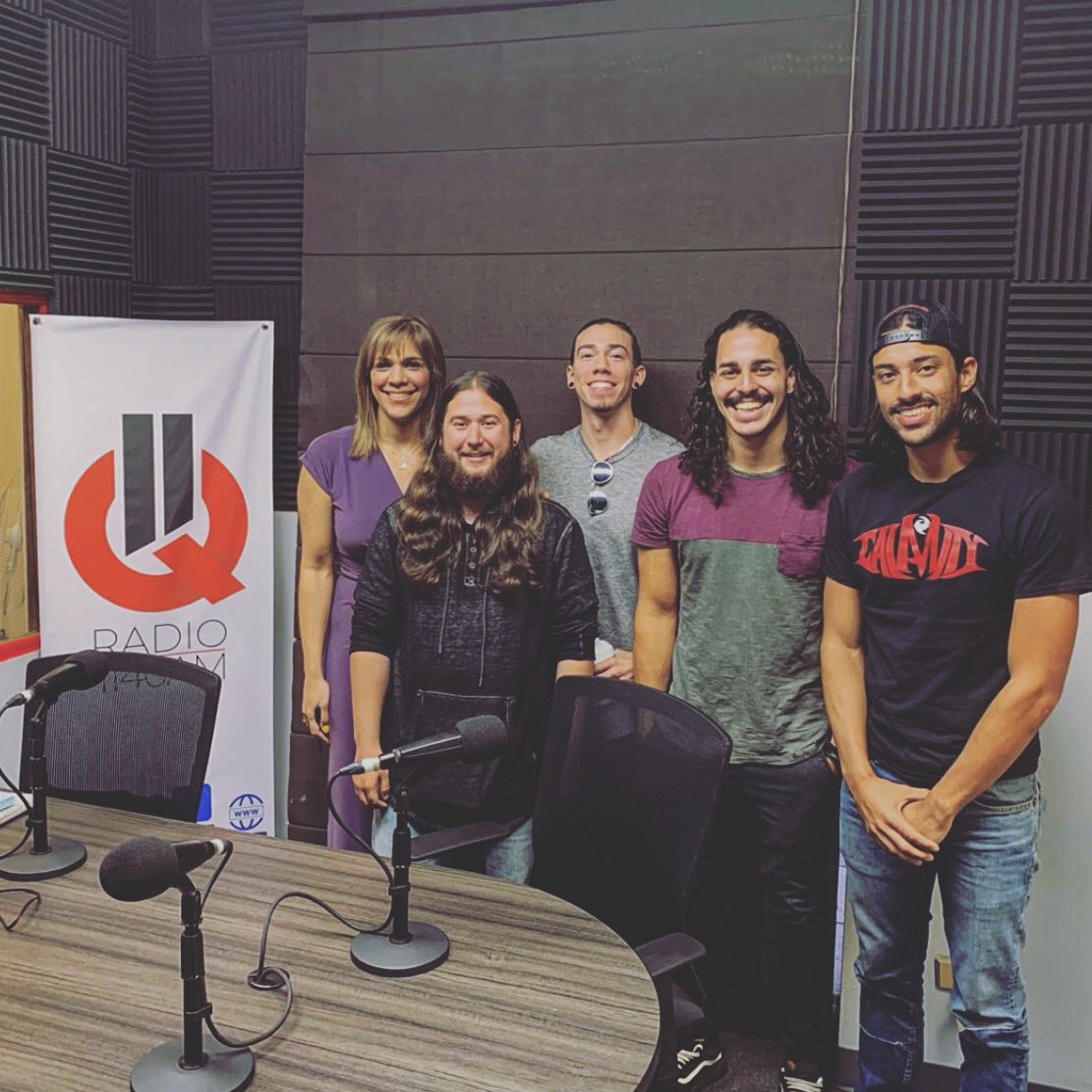 CalamityThrash's tweet photo. Gracias @FrancesTirado y @11QRadio por la excelente conversación y el espacio para promover la cultura local! 

Seguimos con el conteo regresivo para KAIROS. 10 de mayo disponible en todos lados. 

⏳🔥🤘🏼 https://t.co/Fk5duQ45lF