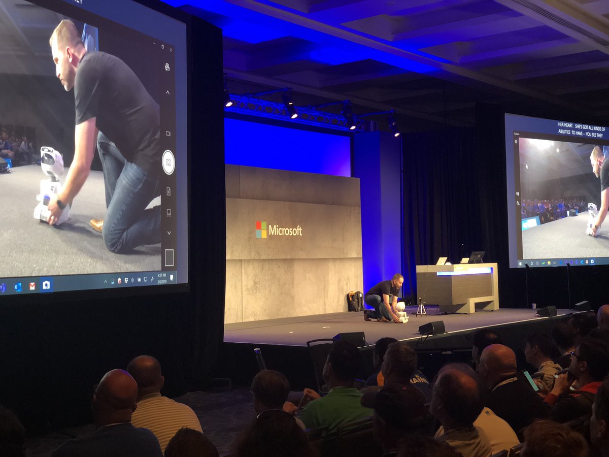 alttext's tweet image. Misty is bringing @shanselman his favorite beverage during his presentation here at #MSBuild. #MistyRobotics