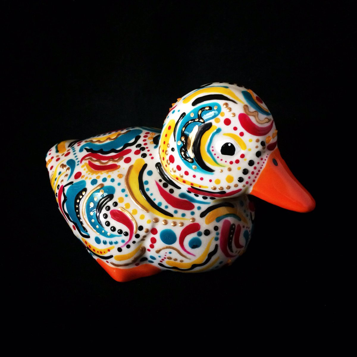 Hazceramics's tweet photo. Get my cute little duck on Etsy priced at £12.95 with free uk shipping https://t.co/iTIdPMfq3e #madeinukhour #creativebizhour #norwichhour #bankholiday https://t.co/YF66UvgXX5