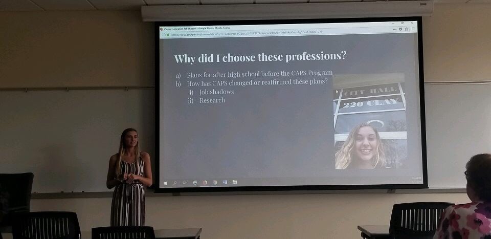 R20Allison's tweet photo. Last Thursday we got the opportunity to do a professional presentation on Career Exploration Job Shadows! I compared a criminal profiler and pathologist. Special thank you to our panel for coming to watch and giving us feedback! #CAPSmed #jobshadow @CFCAPSMed @CF_CAPS https://t.co/Z9bsAlgOhi