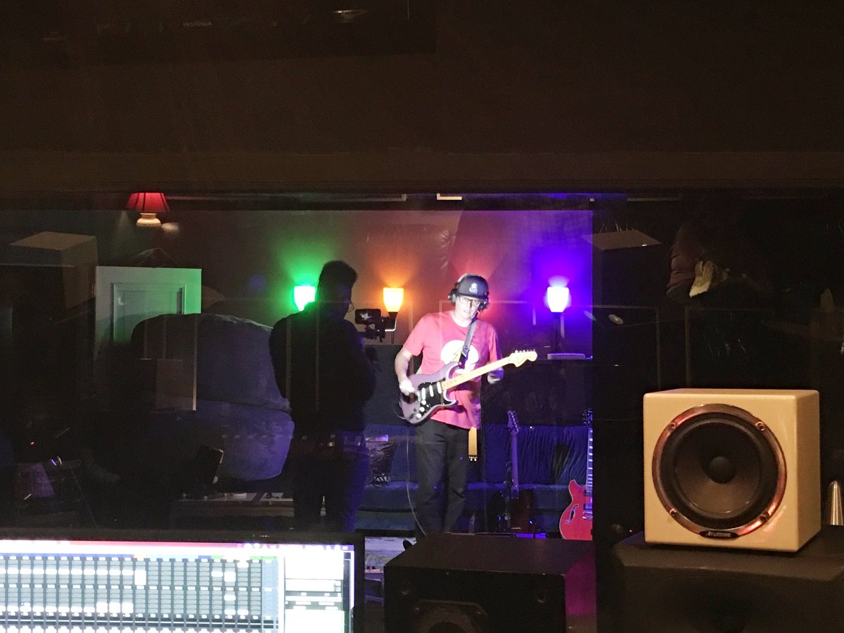 seventh_freedom's tweet photo. Lovie Ray Johnson/actor/film producer with Seventh Freedom's guitarist, Nick Ditolla at Perks Place Recording Studio in Westlake Village,California #seventhfreedom #perksplacerecordingstudio #westlakevillageca #loviejohnson https://t.co/zB80s8MSmN