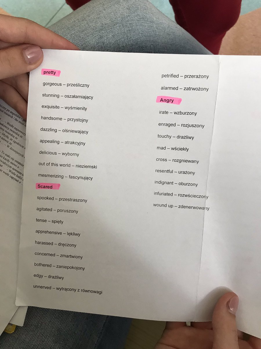 crvinglghtnng's tweet photo. jakby ktoś jeszcze potrzebował, przydatne słownictwo na pracy pisemnej z angielskiego #matura2019 https://t.co/1TUQEHiKKW